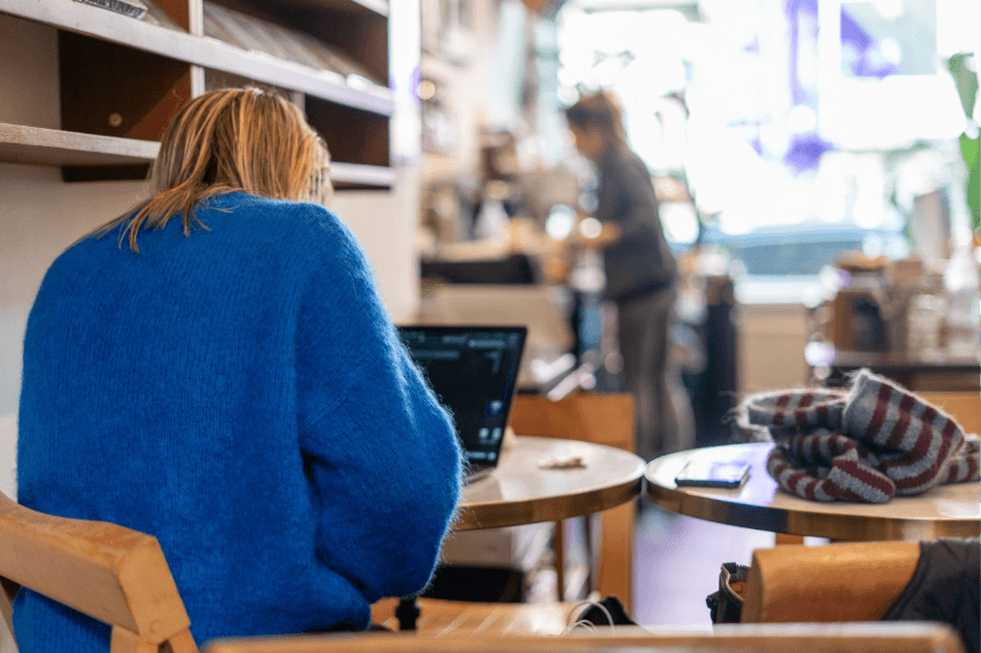 Remote Work and a Sense of Belonging Among Knowledge Workers Migrants in Brussels